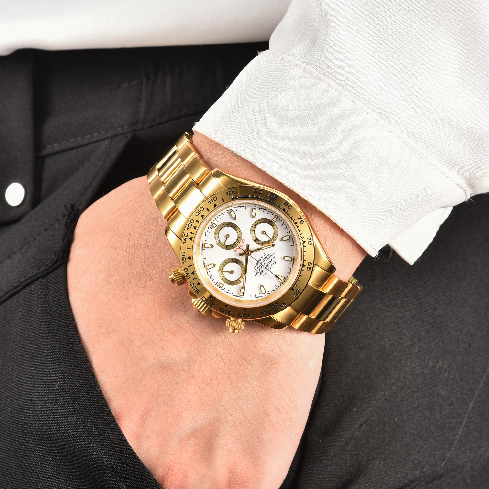 39mm VK63 watch Gold Stainless - огляд і ціна Stainless Bracelet Diver