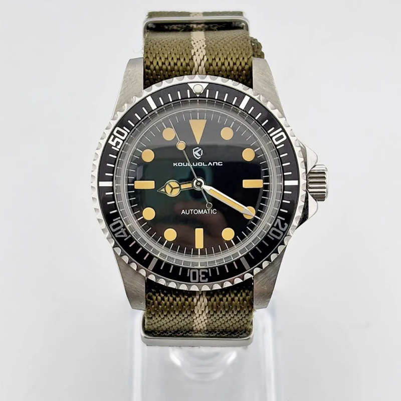 NH35 vintage 40mm sapphire gla - огляд і ціна Tropic Strap Vintage