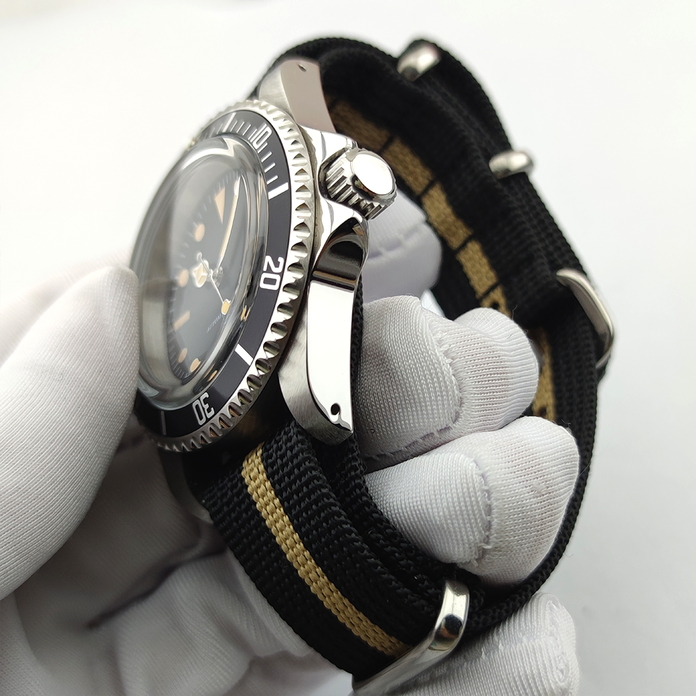 Vintage Diver Automatic Watch  - огляд і ціна Tropic Strap Vintage