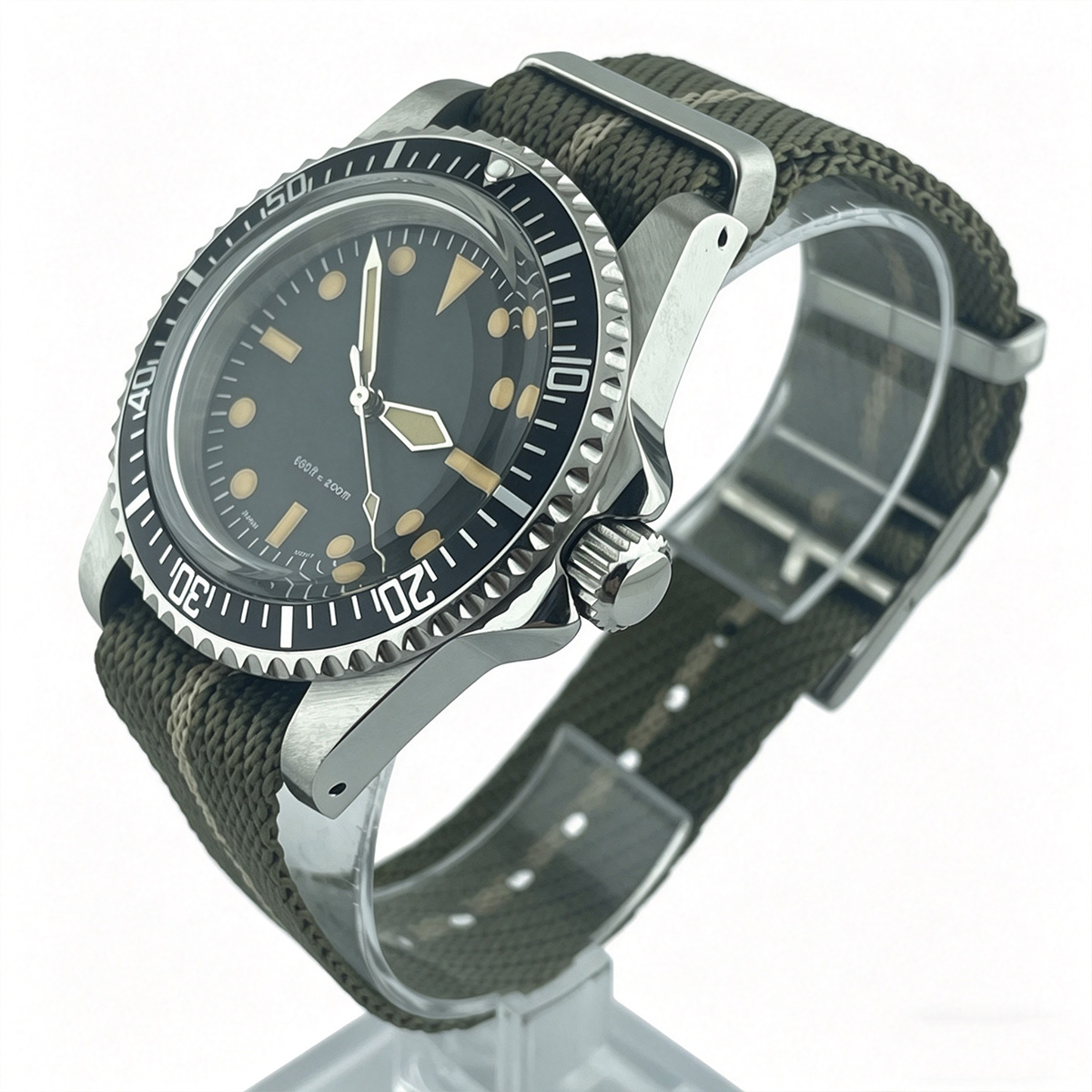 39.5mm Diver Retro watch acryl - огляд і ціна Tropic Strap Vintage